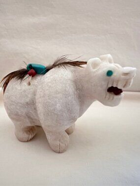 Vintage Hand Carved Stone Native American Zuni Polar Bear Fetish